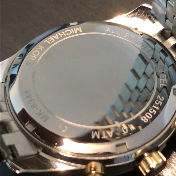 Michael kors watch - Picture 4 of 4